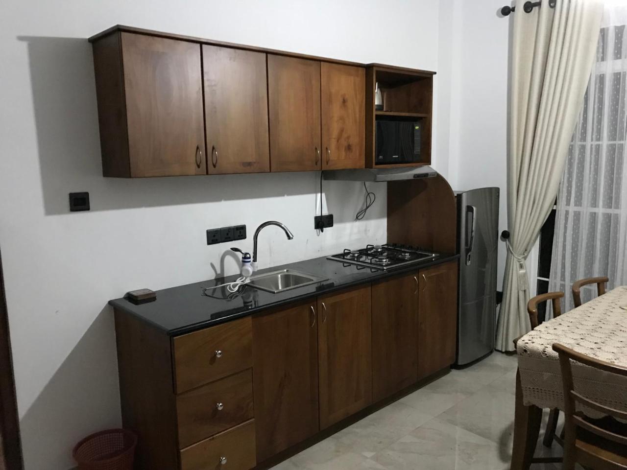 Regal Rose Luxury Holiday Apartments 누와라 엘리야 외부 사진